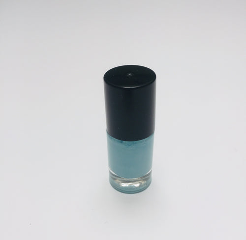 Reine Rosalie - blue nail polish